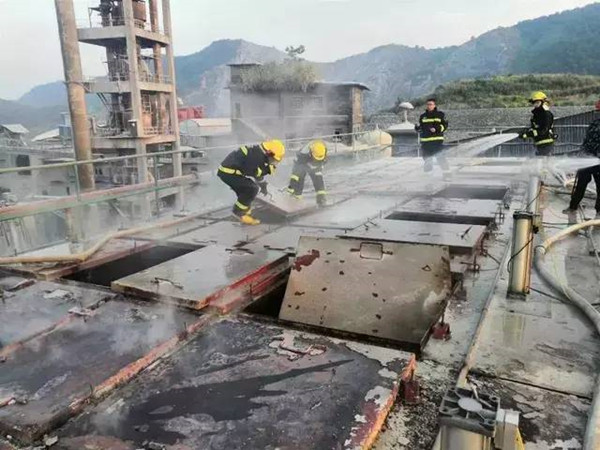 靜電噴塑設備廠家：安全無小事，關注身邊的點滴